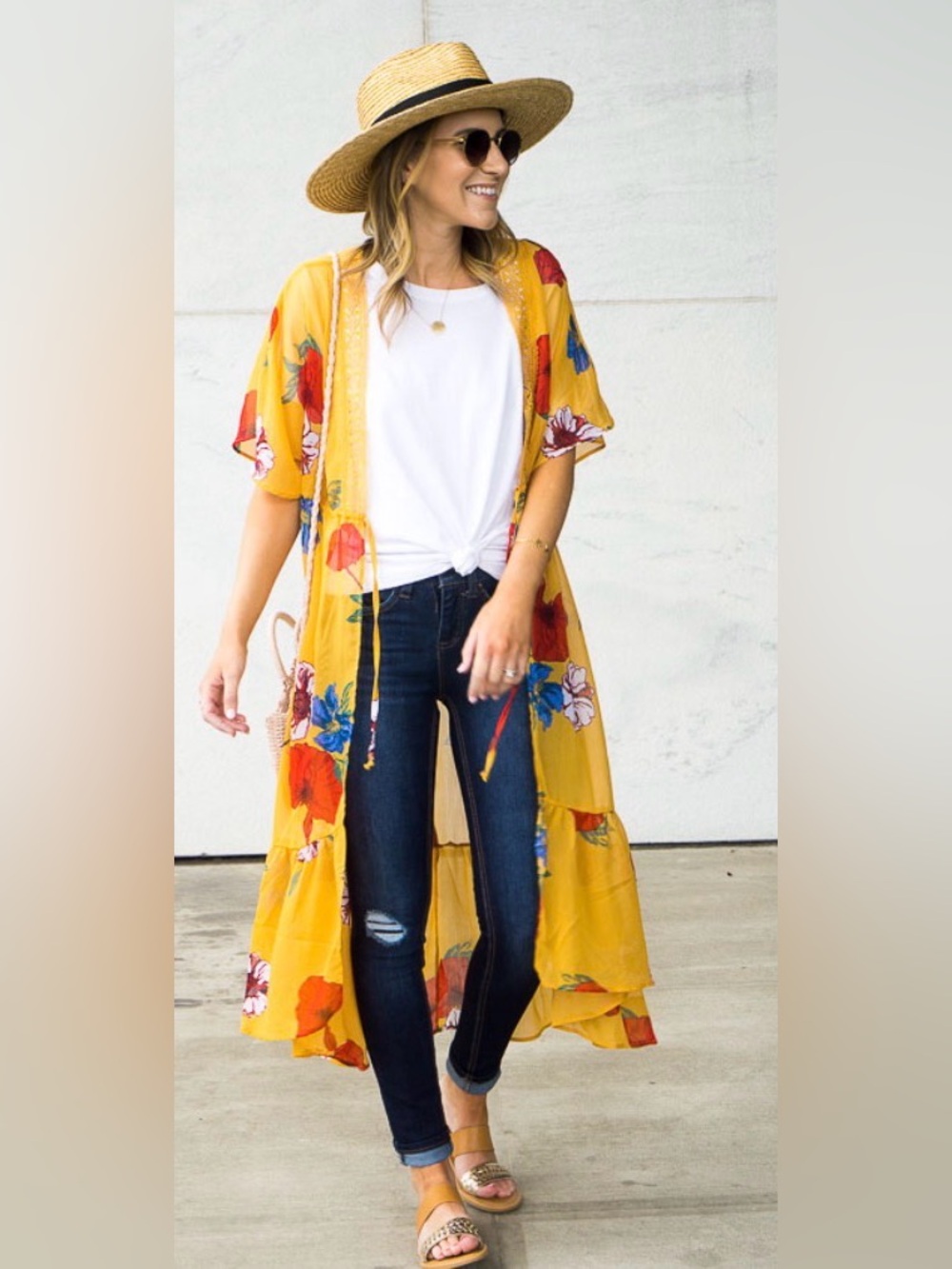 Time & Tru short sleeve kimono in mustard yellow/ floral OS